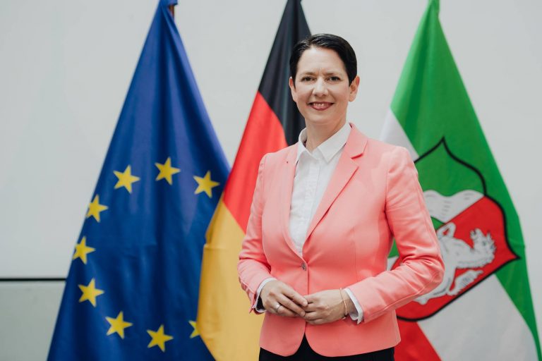 Ministerin und ehemalige Landrätin Silke Gorißen im Rahmen des CDU-Aktionstag vor der Landratswahl in Weeze